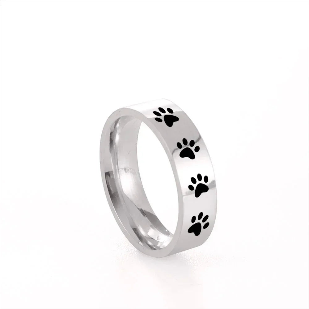 Viskande Paws Print Ring