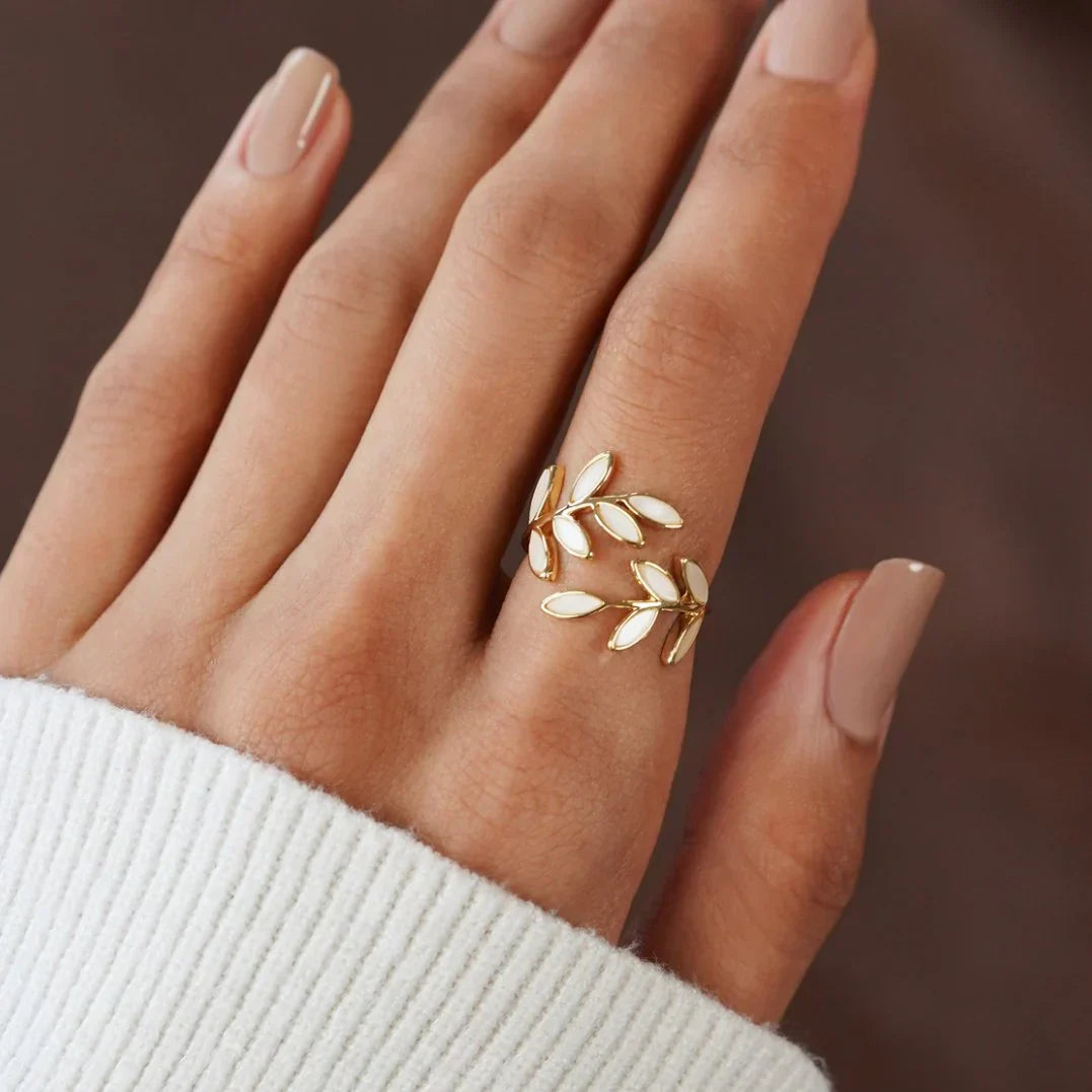 Pure - Vit Opalblad Justerbar Ring