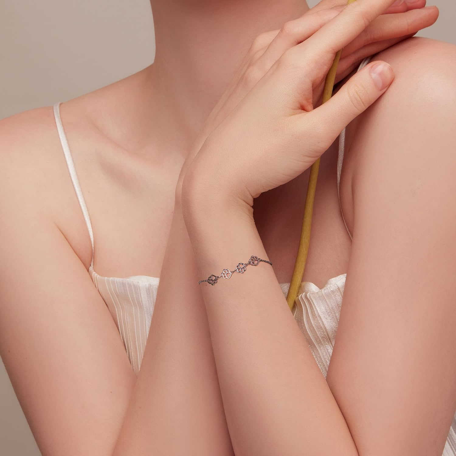 Viskande Paws Avtryck Armband