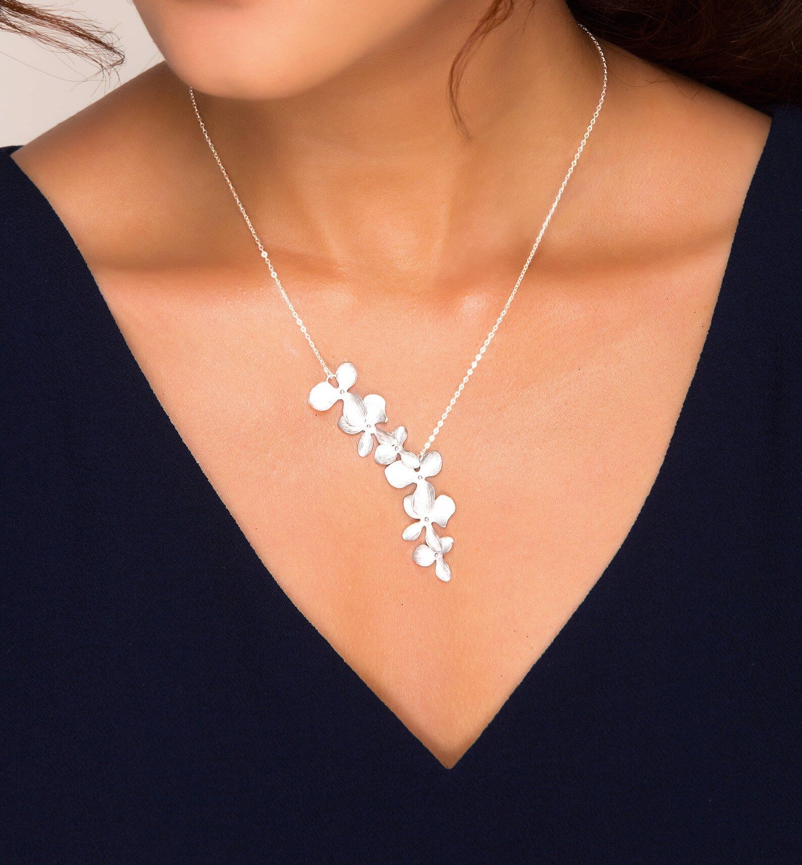 Teddy - Vintage Floral Silver Necklace