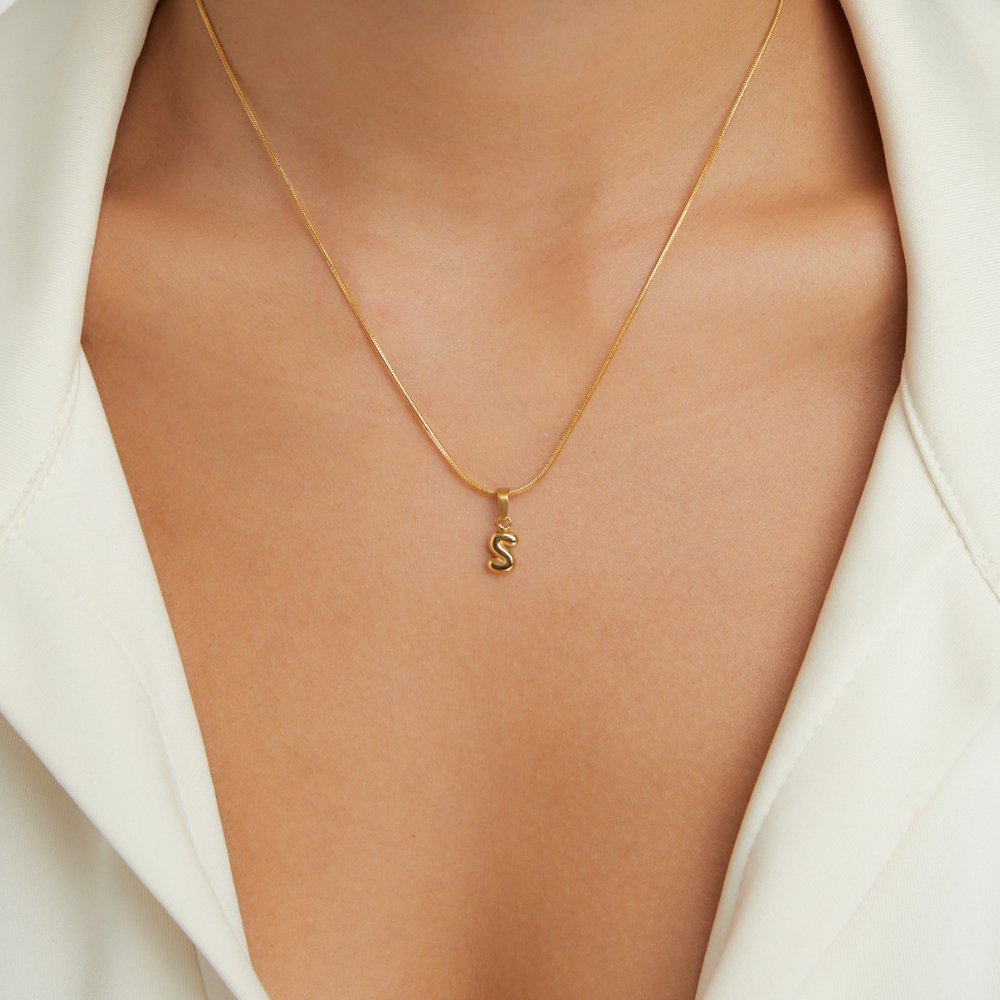 Chic Bubbelbokstavhalsband