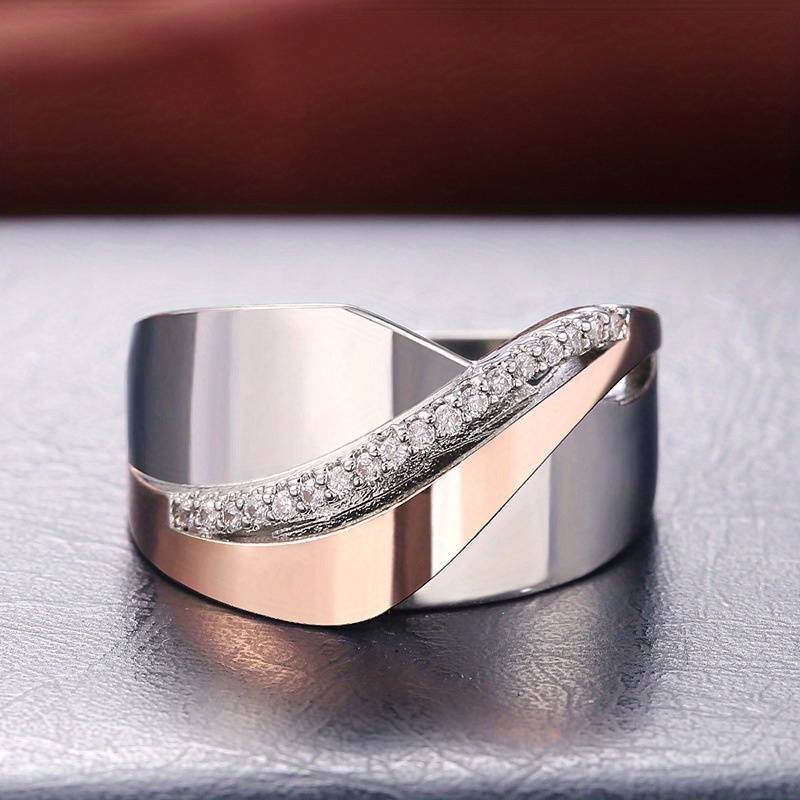 Bliss - Ring i roséguld med glittrande yta